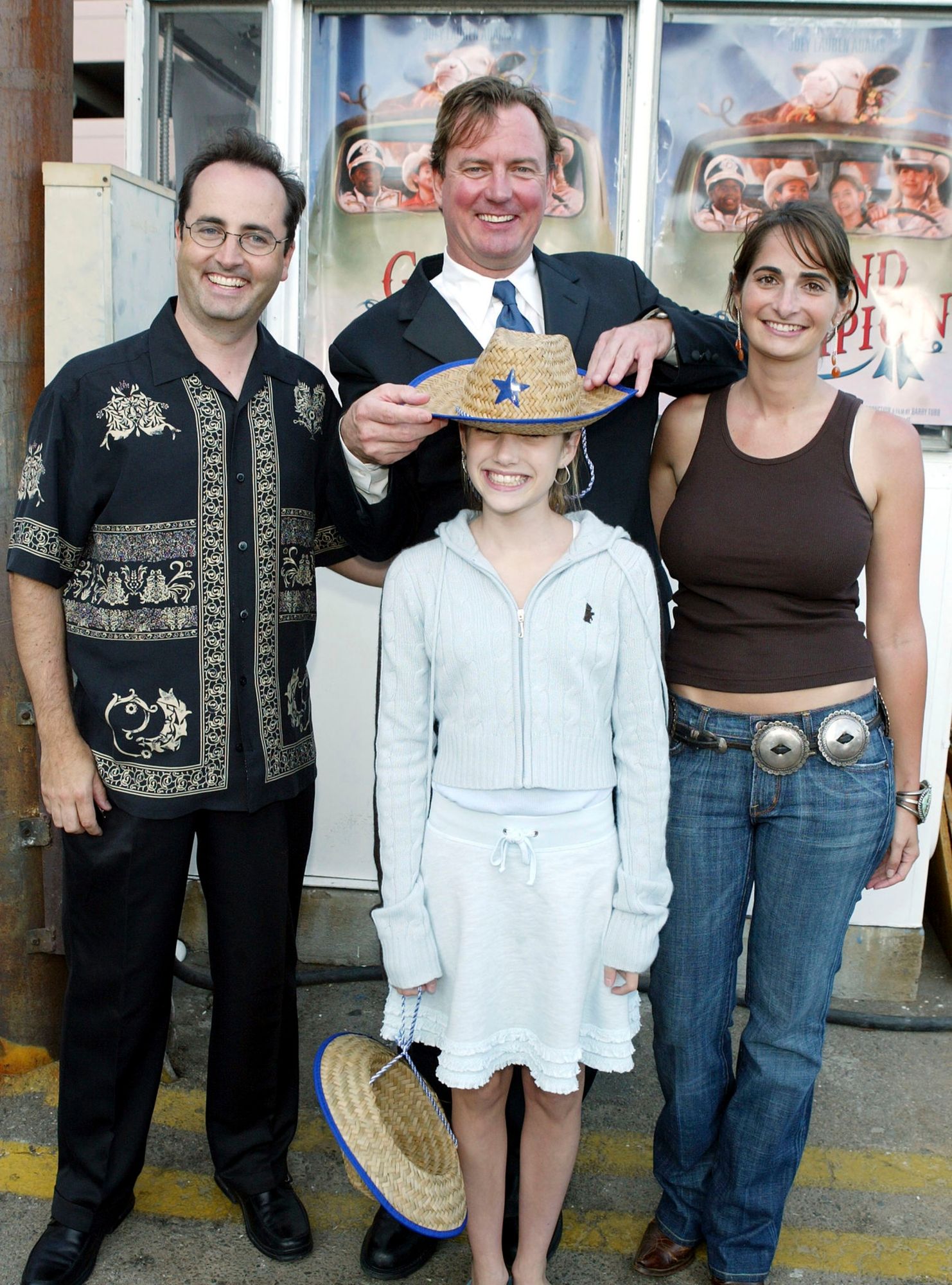 emmarobertsorg003.jpg emmarobertsorg003.jpg