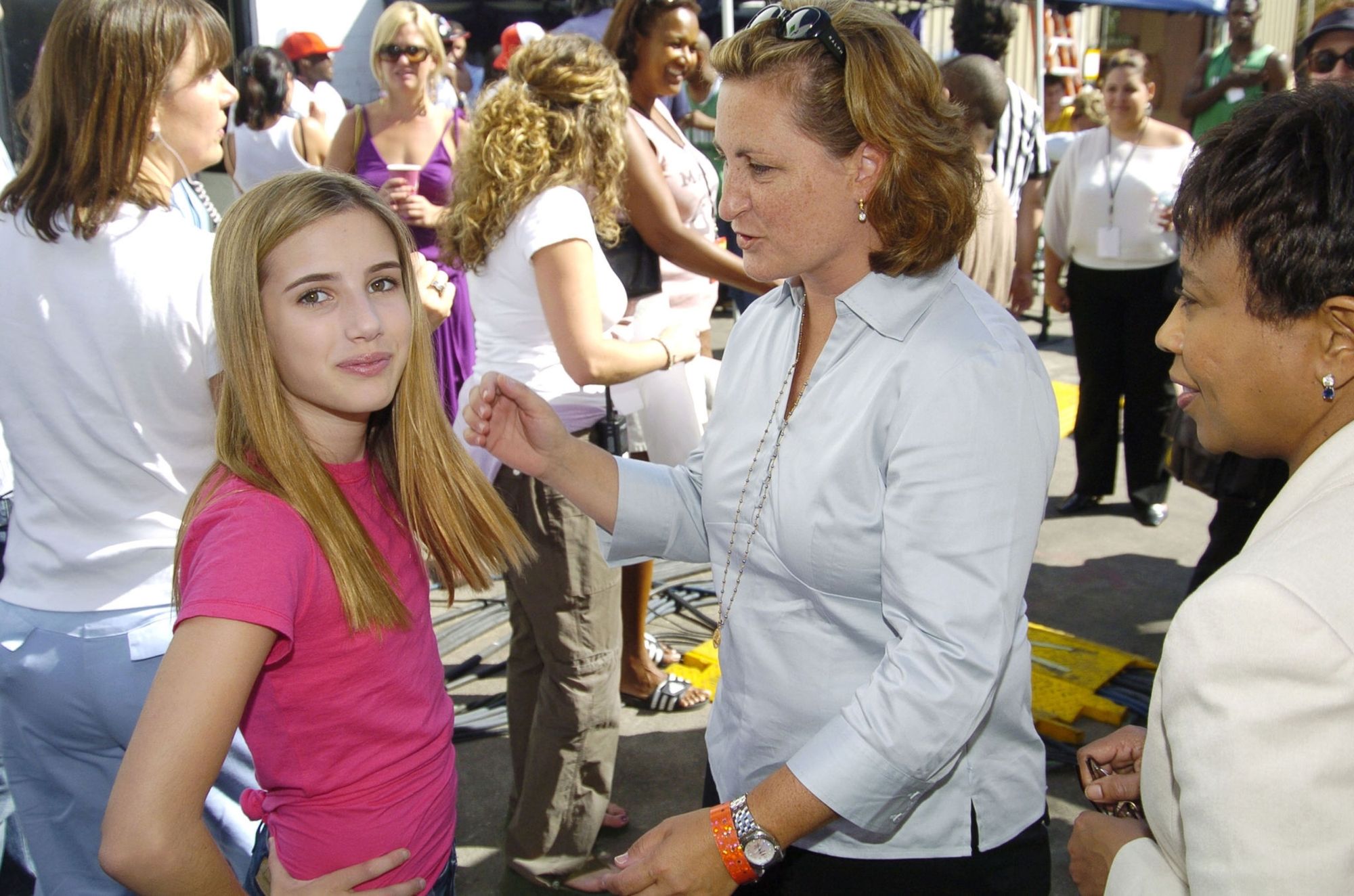emmarobertsorg004.jpg emmarobertsorg004.jpg