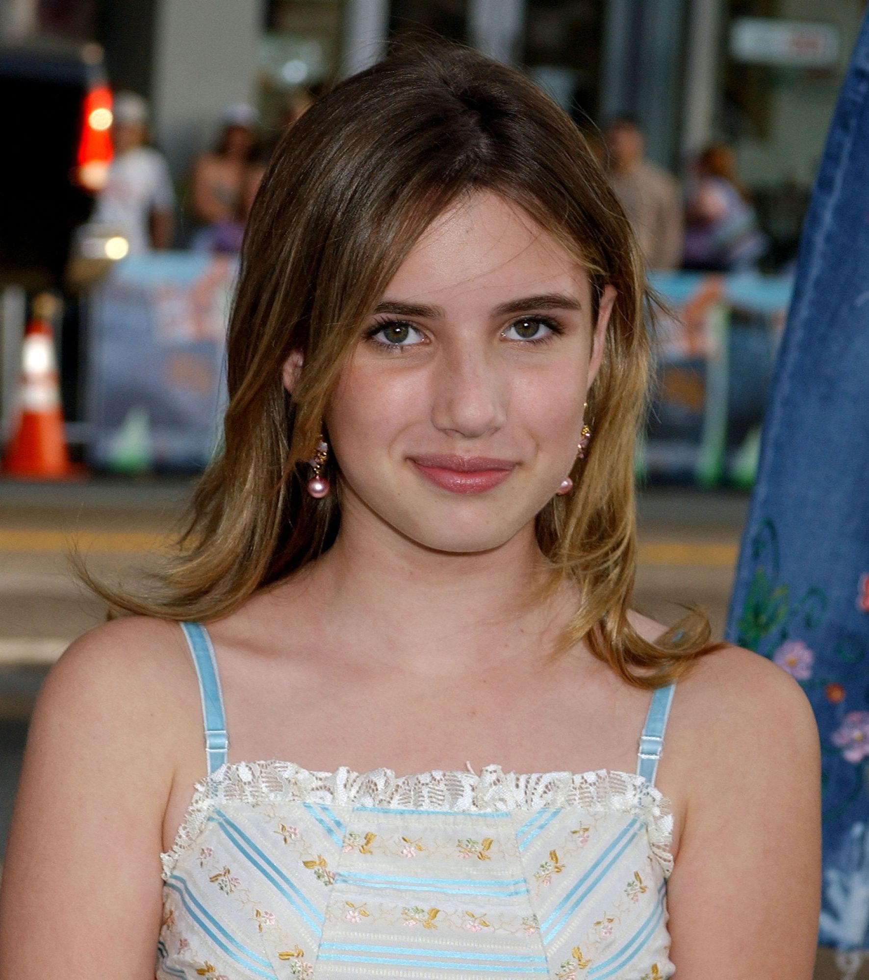 emmarobertsorg028.jpg emmarobertsorg028.jpg