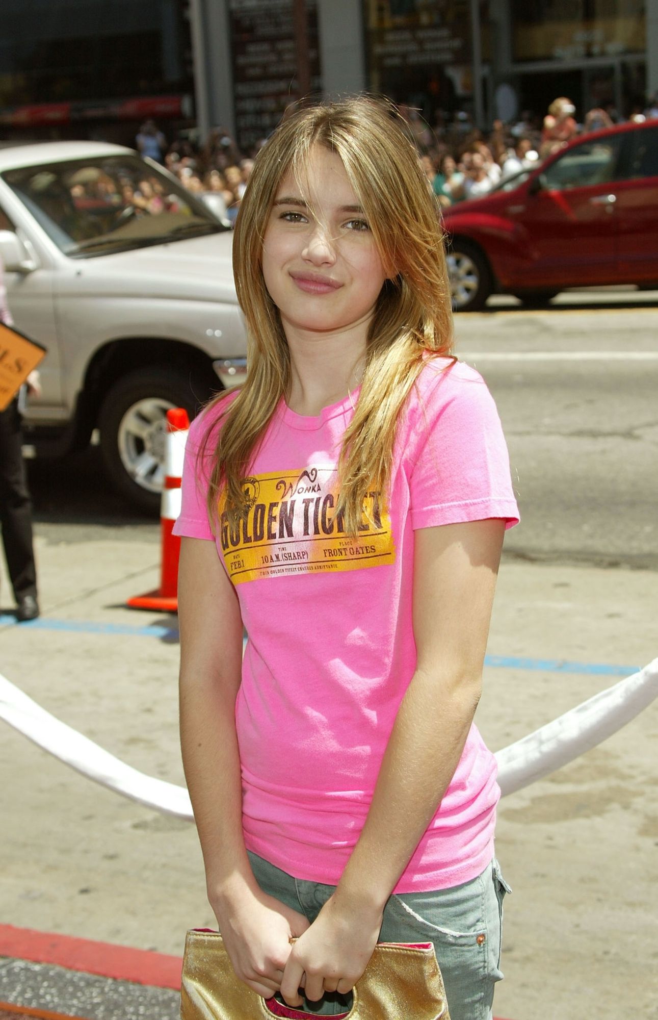 emmarobertsorg005.jpg emmarobertsorg005.jpg