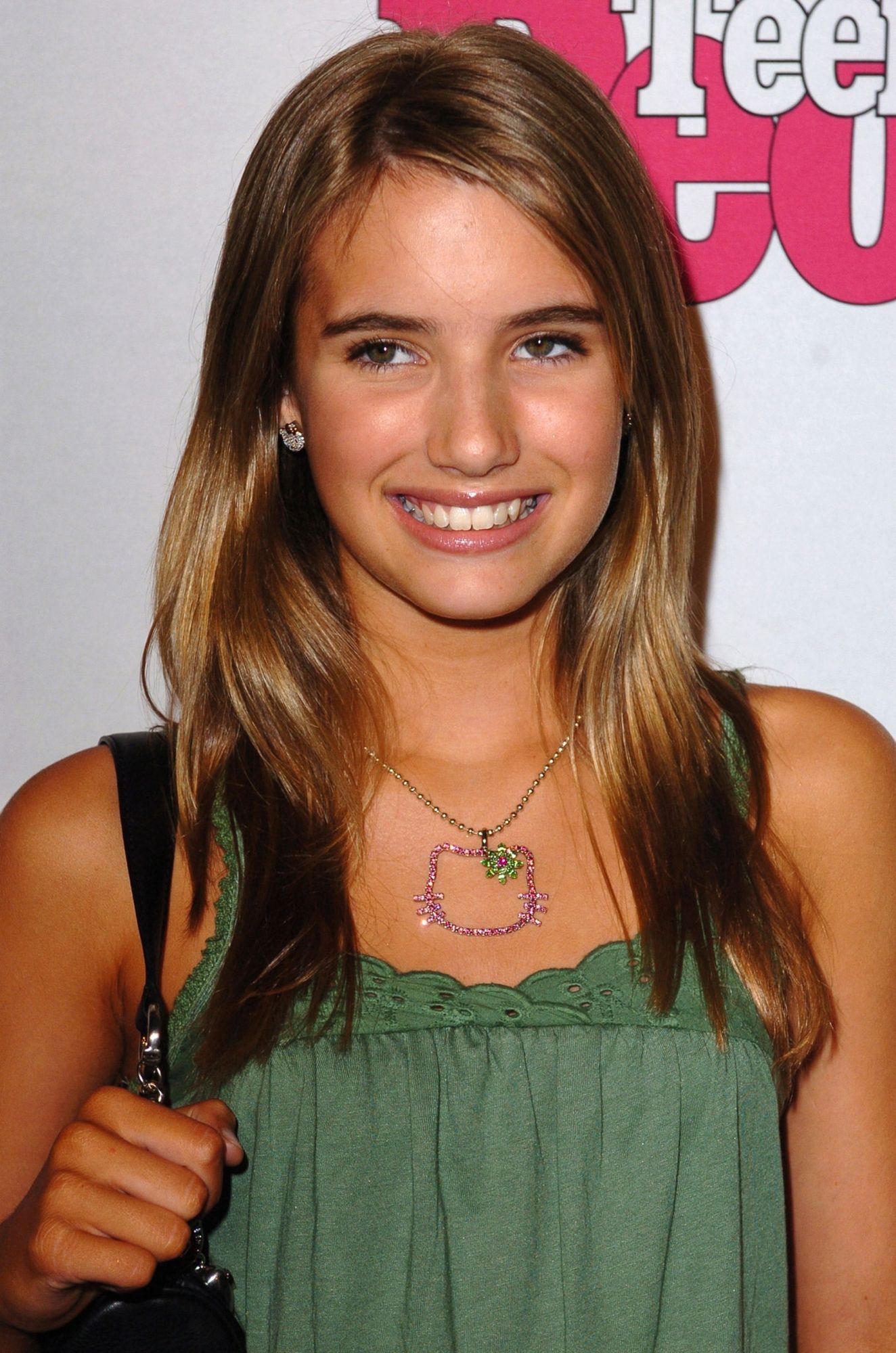 emmarobertsorg006.jpg emmarobertsorg006.jpg