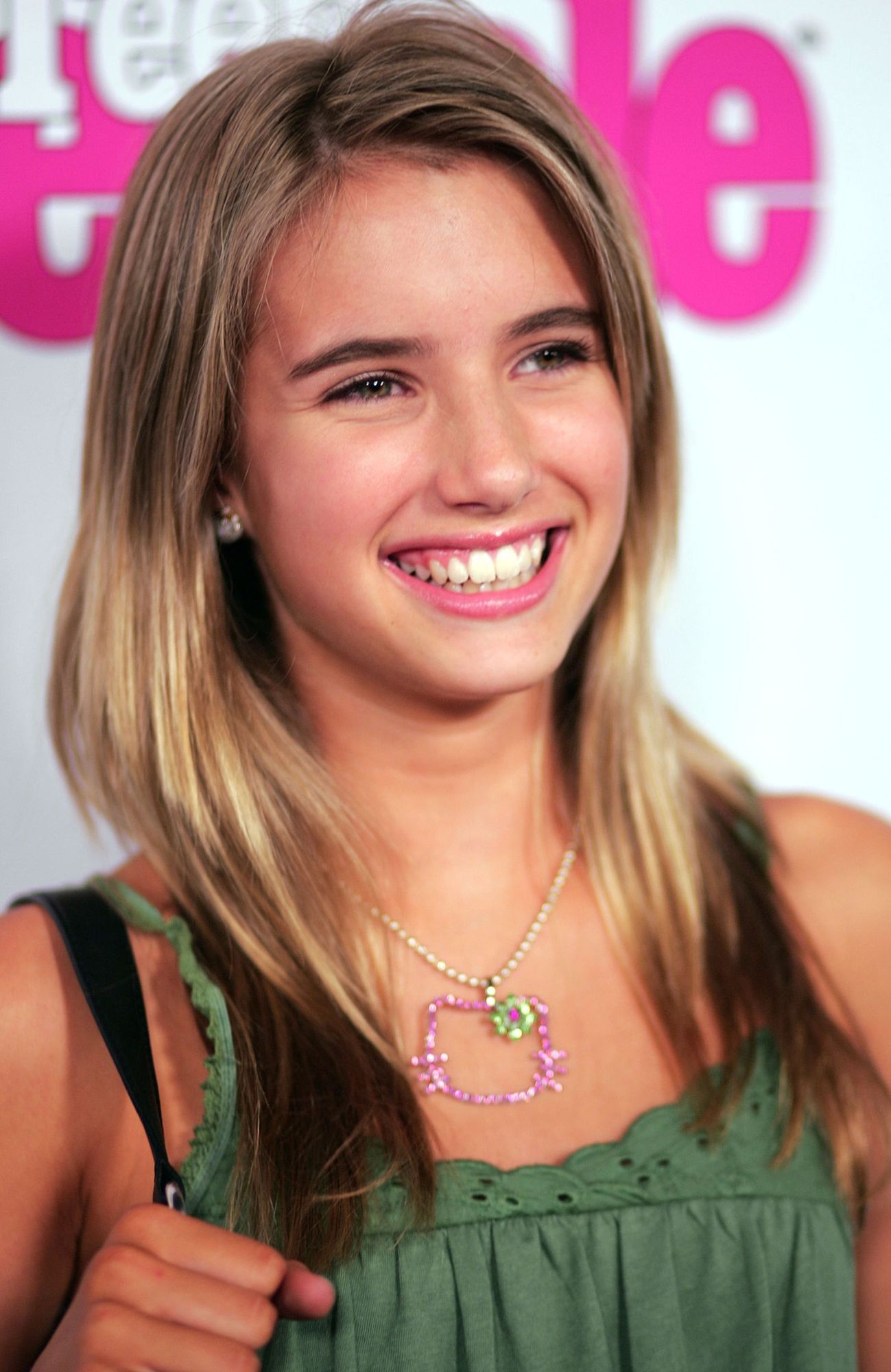 emmarobertsorg023.jpg
