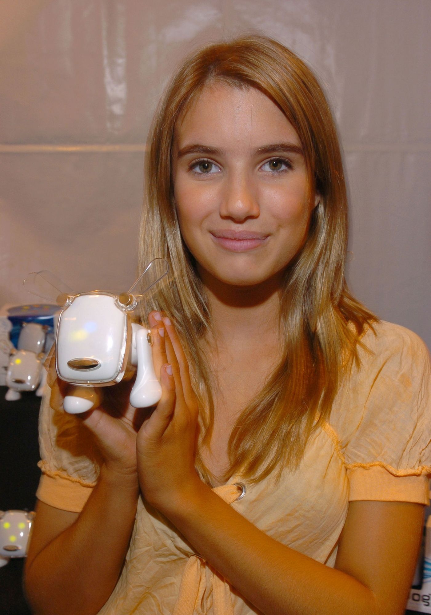 emmarobertsorg013.jpg emmarobertsorg013.jpg