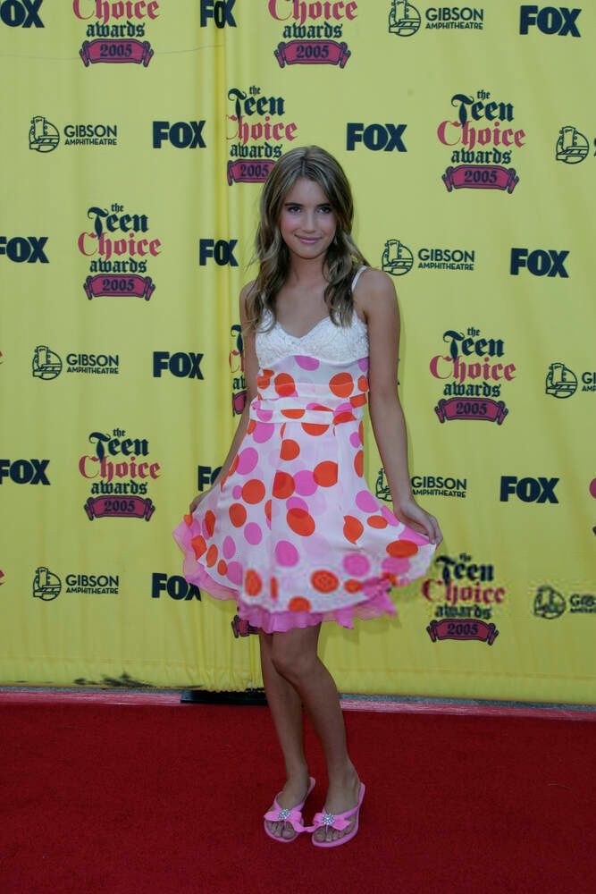 emmarobertsorg164.jpg