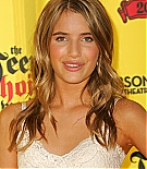 emmarobertsorg121.jpg