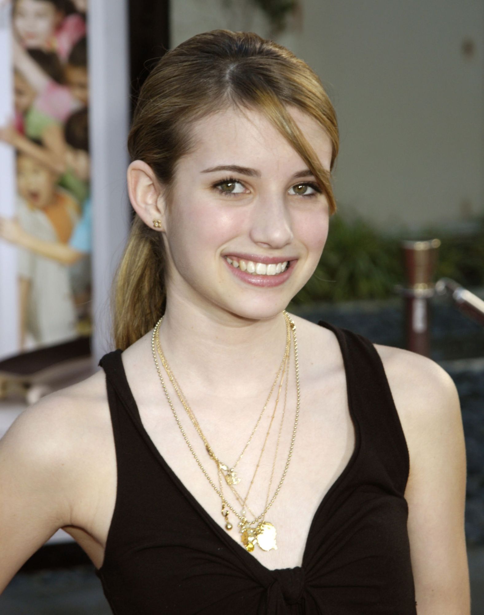 emmarobertsorg034.jpg emmarobertsorg034.jpg