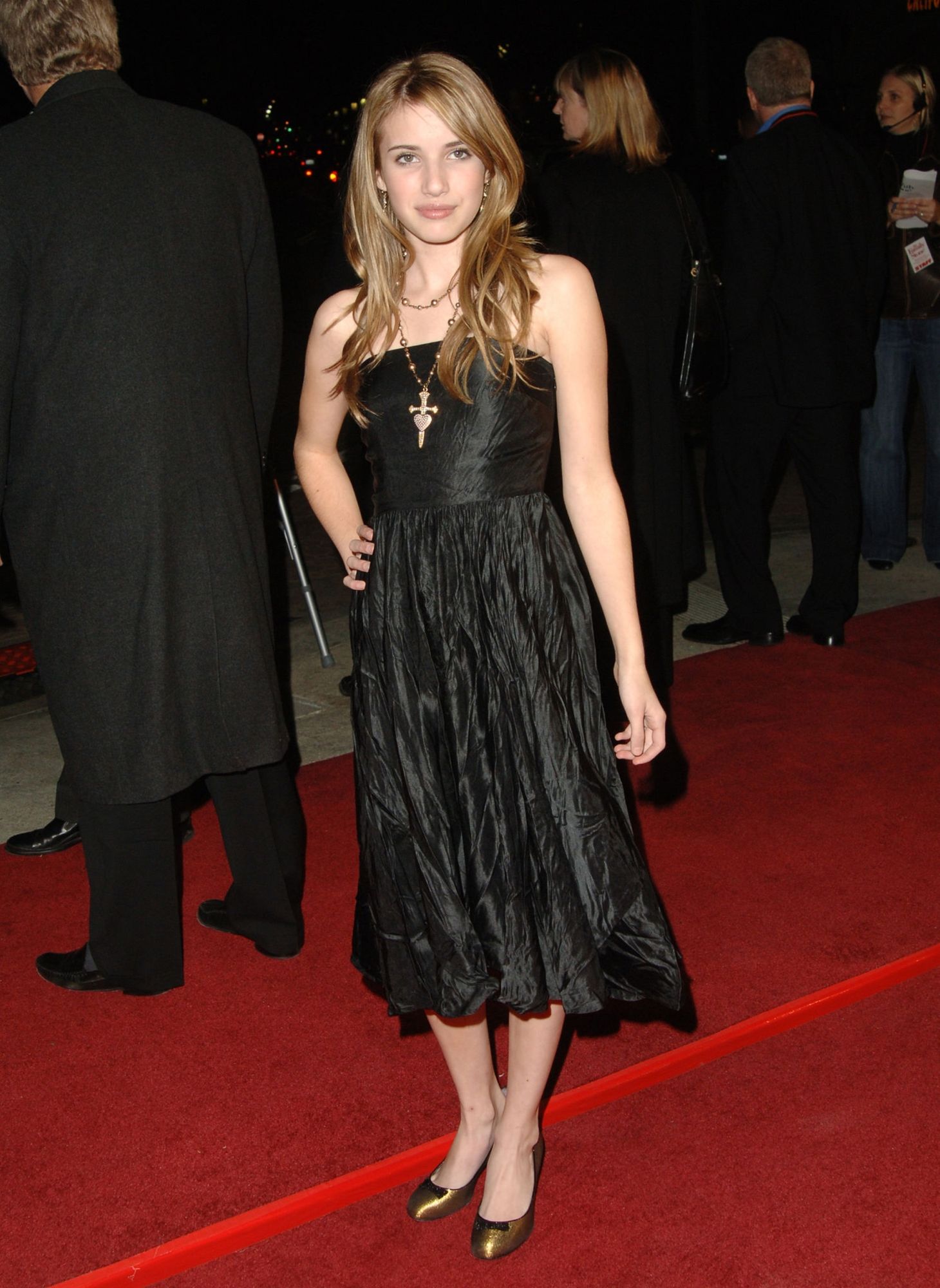emmarobertsorg046.jpg emmarobertsorg046.jpg
