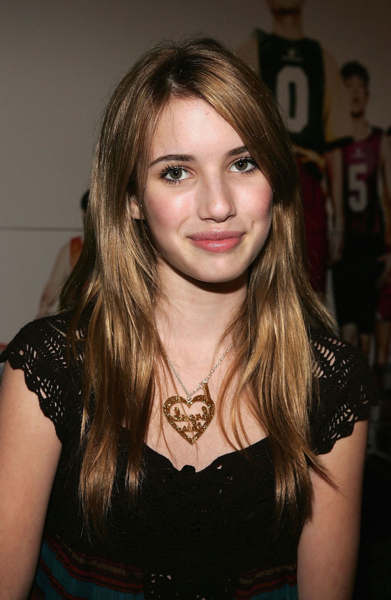 emmarobertsorg003.jpg emmarobertsorg003.jpg