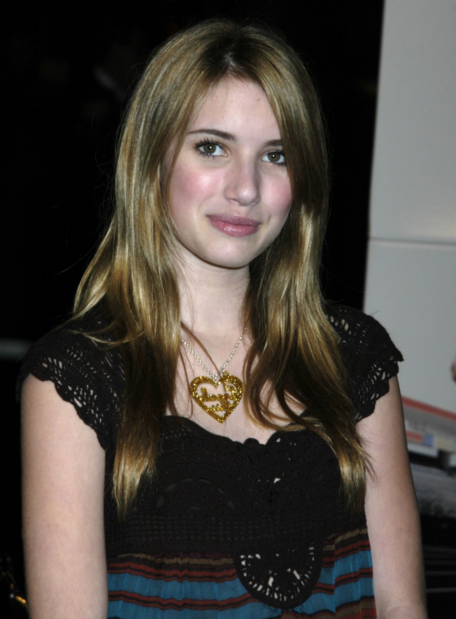 emmarobertsorg012.jpg emmarobertsorg012.jpg