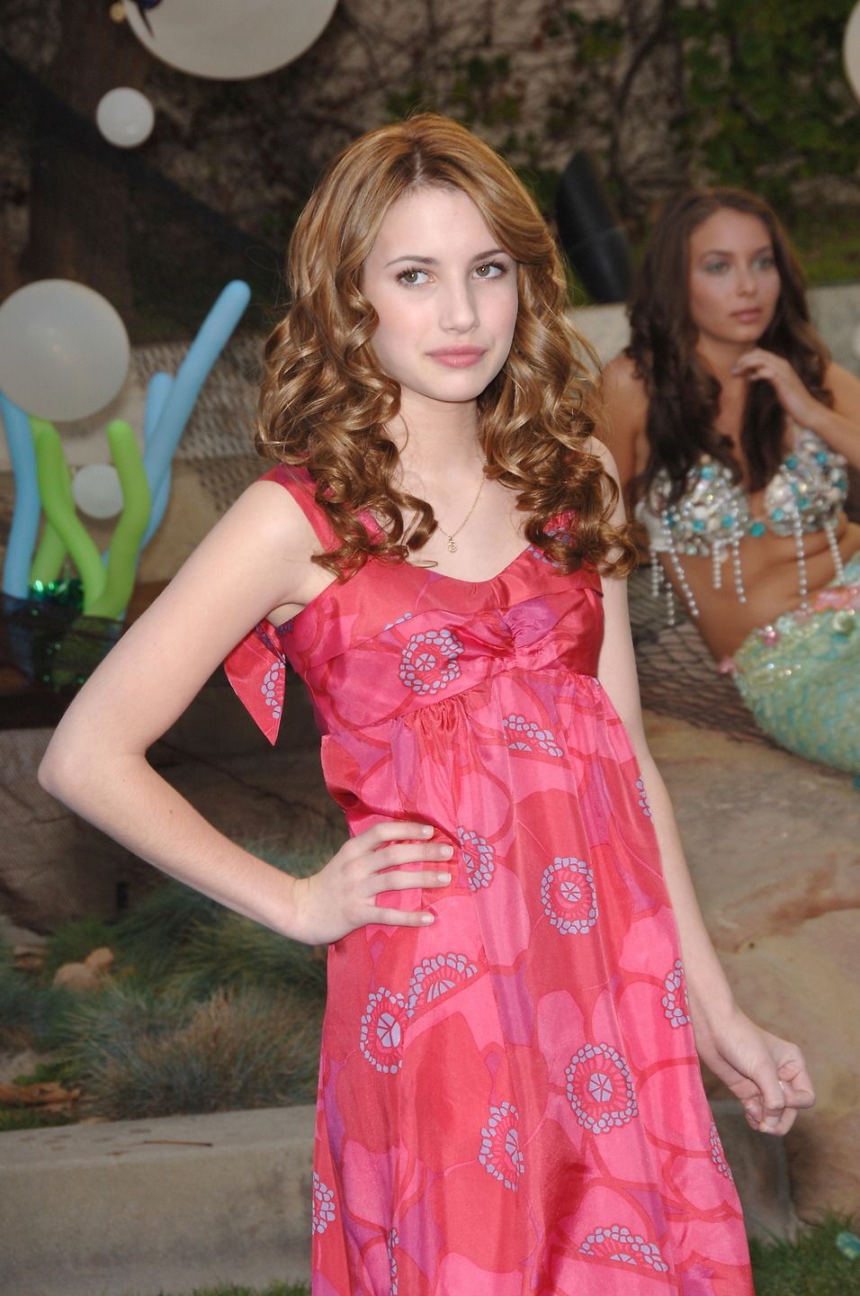 emmarobertsorg011.jpg emmarobertsorg011.jpg