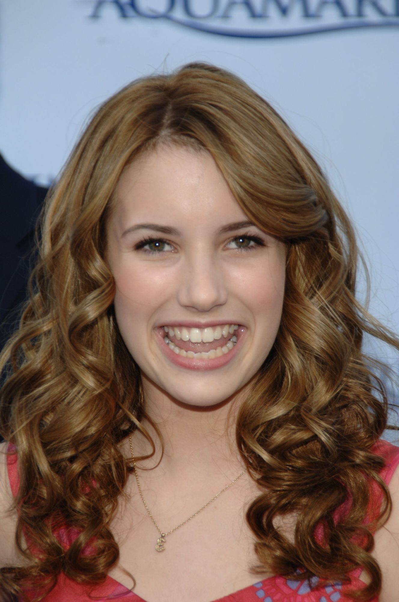 emmarobertsorg048.jpg emmarobertsorg048.jpg