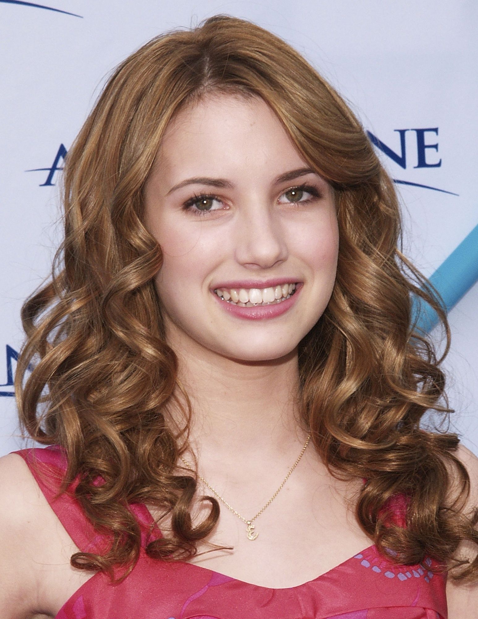 emmarobertsorg094.jpg