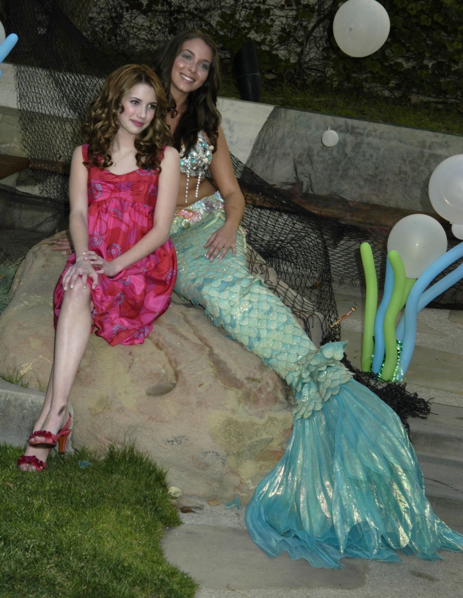 emmarobertsorg096.jpg