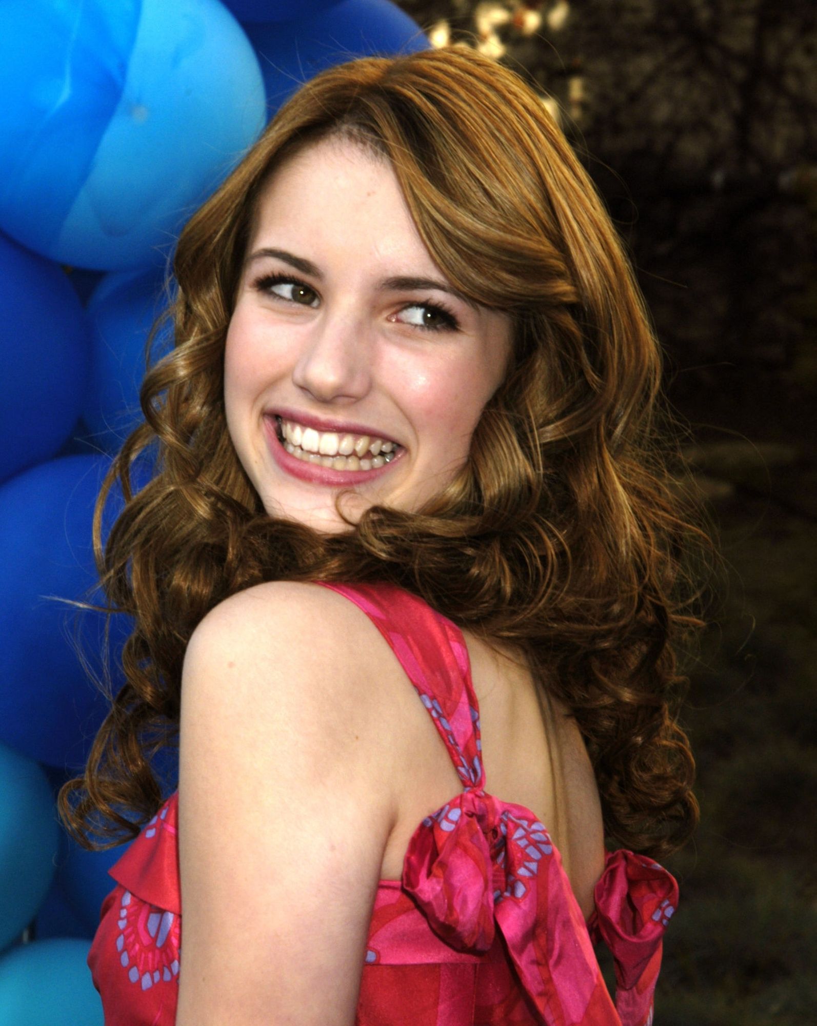 emmarobertsorg106.jpg