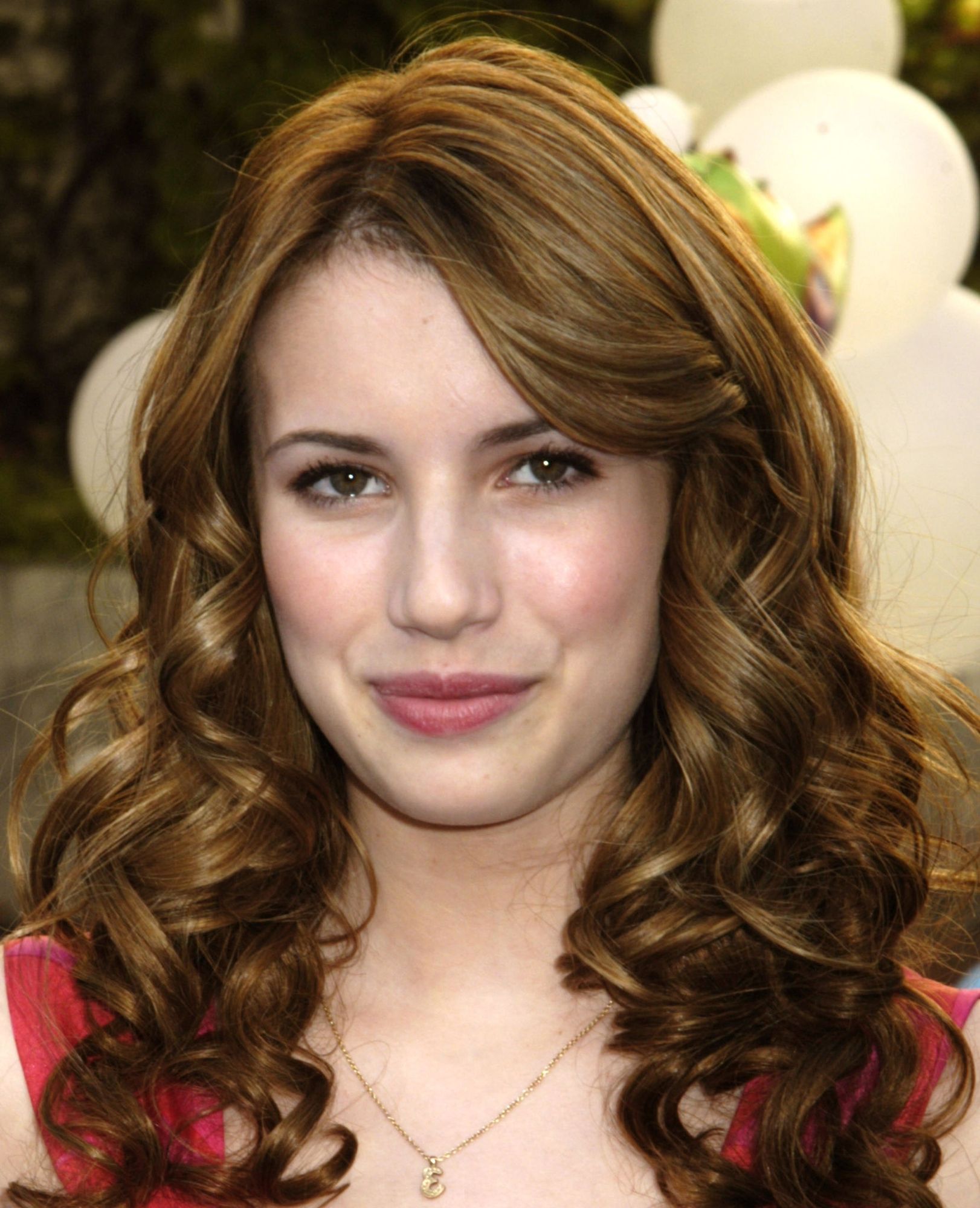 emmarobertsorg111.jpg