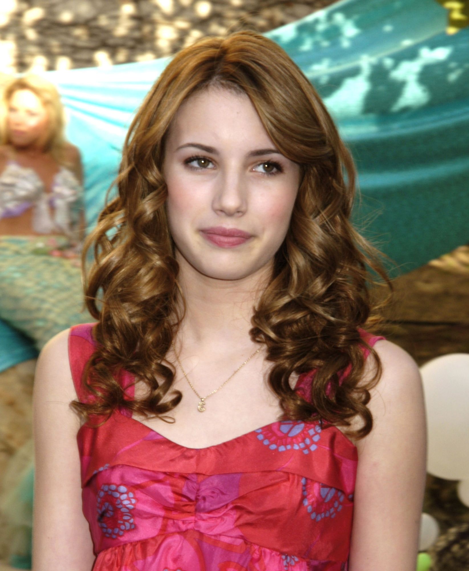 emmarobertsorg113.jpg