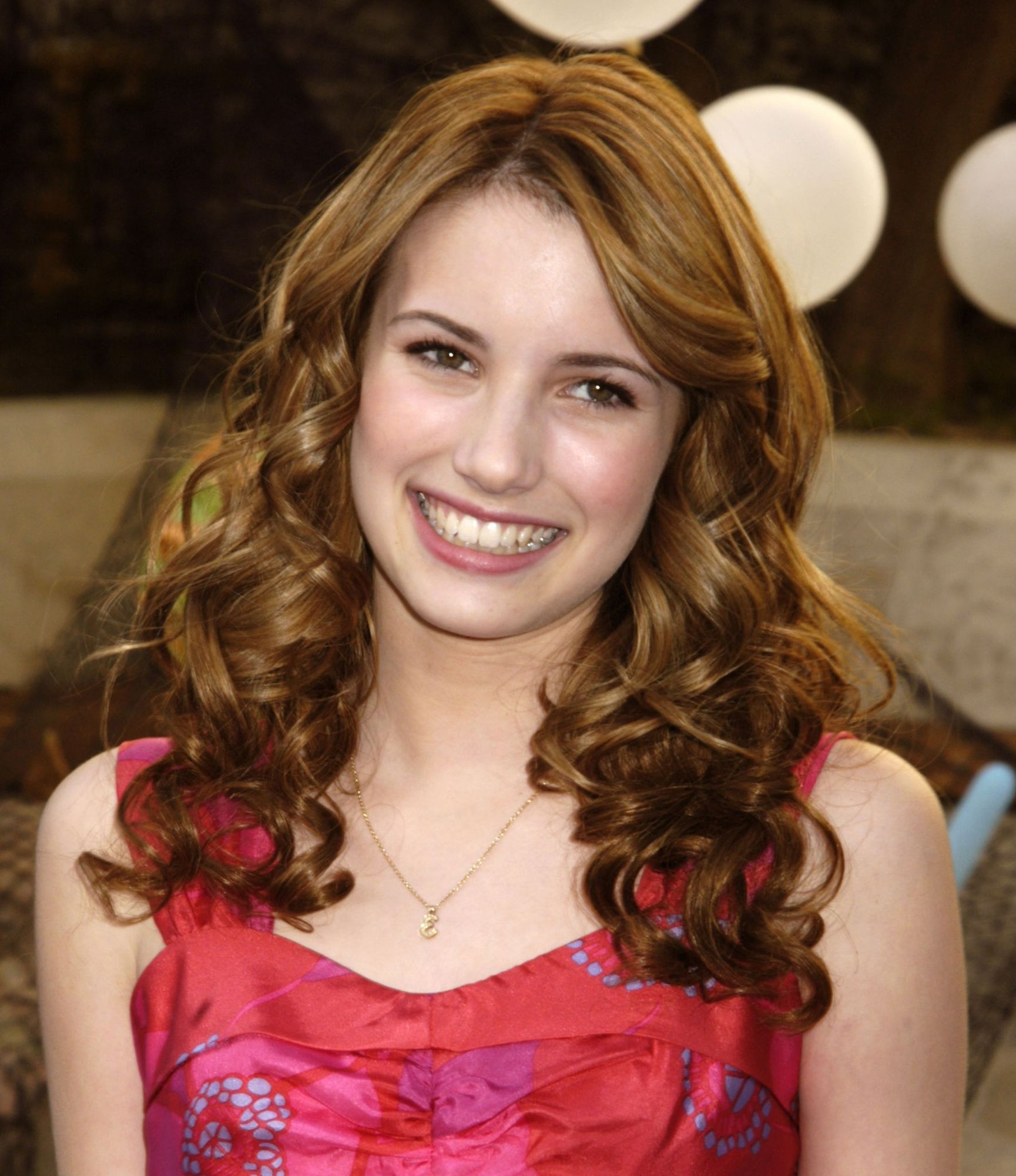 emmarobertsorg124.jpg