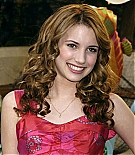 emmarobertsorg110.jpg