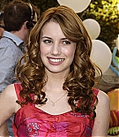 emmarobertsorg123.jpg