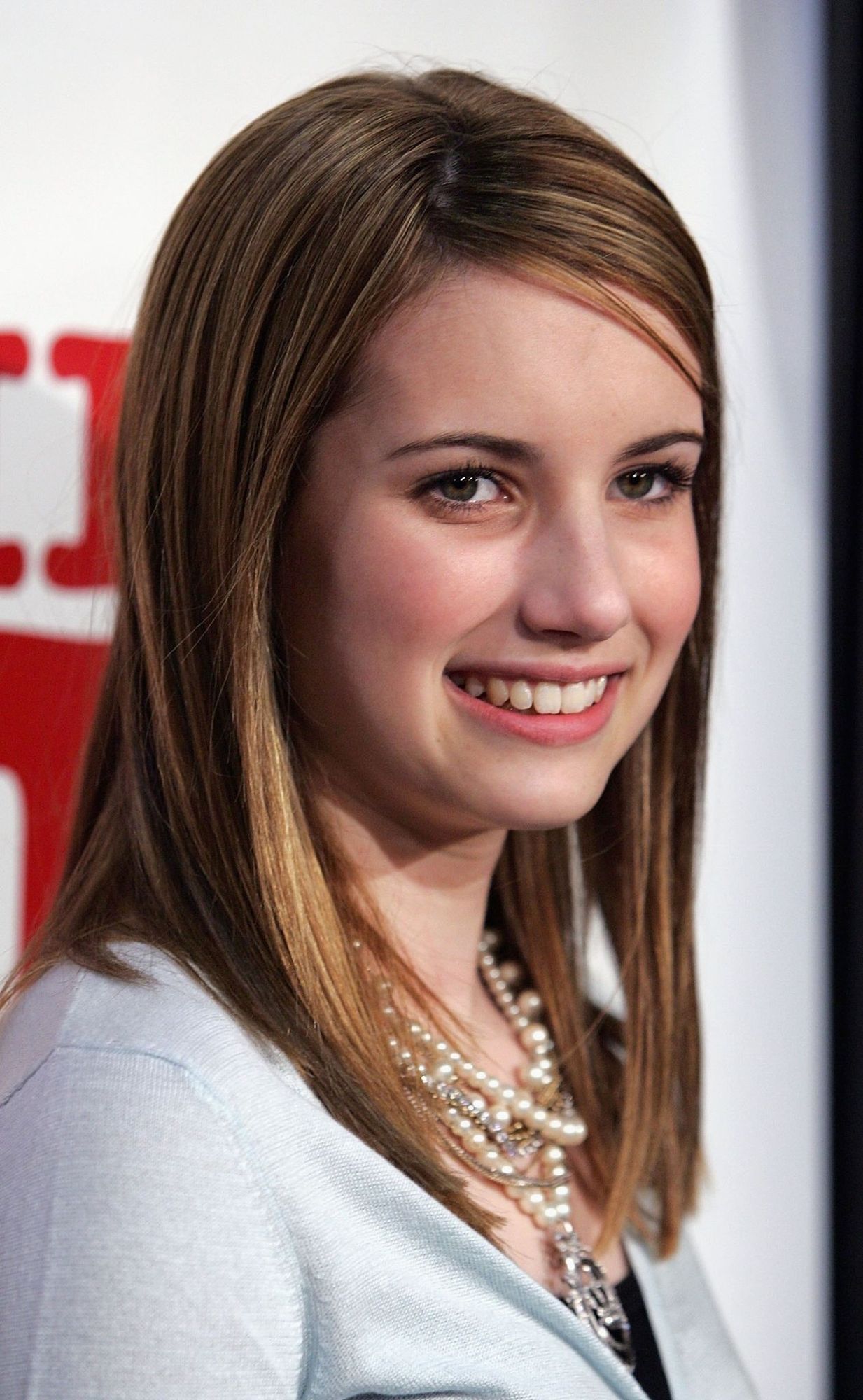emmarobertsorg003.jpg emmarobertsorg003.jpg