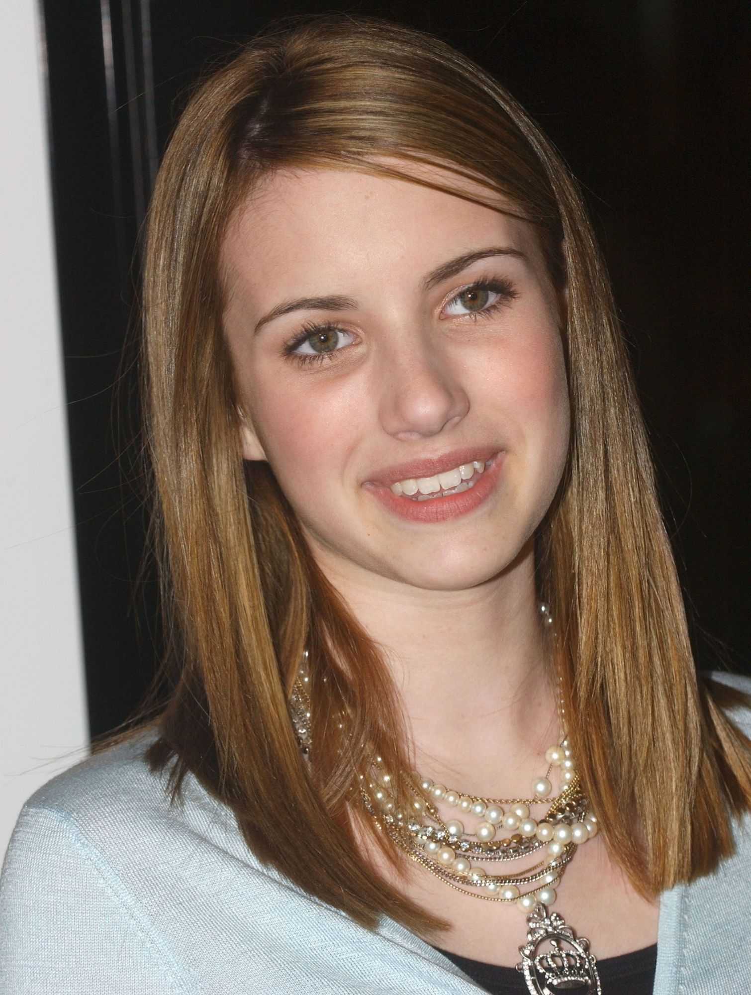 emmarobertsorg007.jpg emmarobertsorg007.jpg
