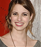 Filename=emmarobertsorg038.jpg
Filesize=279KiB
Dimensions=1328x2000
Date added=Dec 08, 2015 emmarobertsorg038.jpg