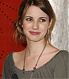 Filename=emmarobertsorg074.jpg
Filesize=285KiB
Dimensions=1354x2000
Date added=Jul 29, 2021 emmarobertsorg074.jpg