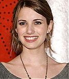 Filename=emmarobertsorg076.jpg
Filesize=249KiB
Dimensions=1366x2000
Date added=Jul 29, 2021 emmarobertsorg076.jpg