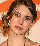 Filename=emmarobertsorg083.jpg
Filesize=421KiB
Dimensions=1391x2000
Date added=Jul 29, 2021 emmarobertsorg083.jpg