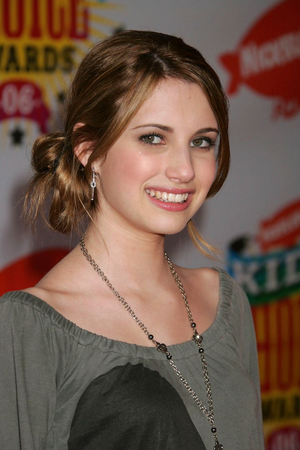 emmarobertsorg011.jpg emmarobertsorg011.jpg