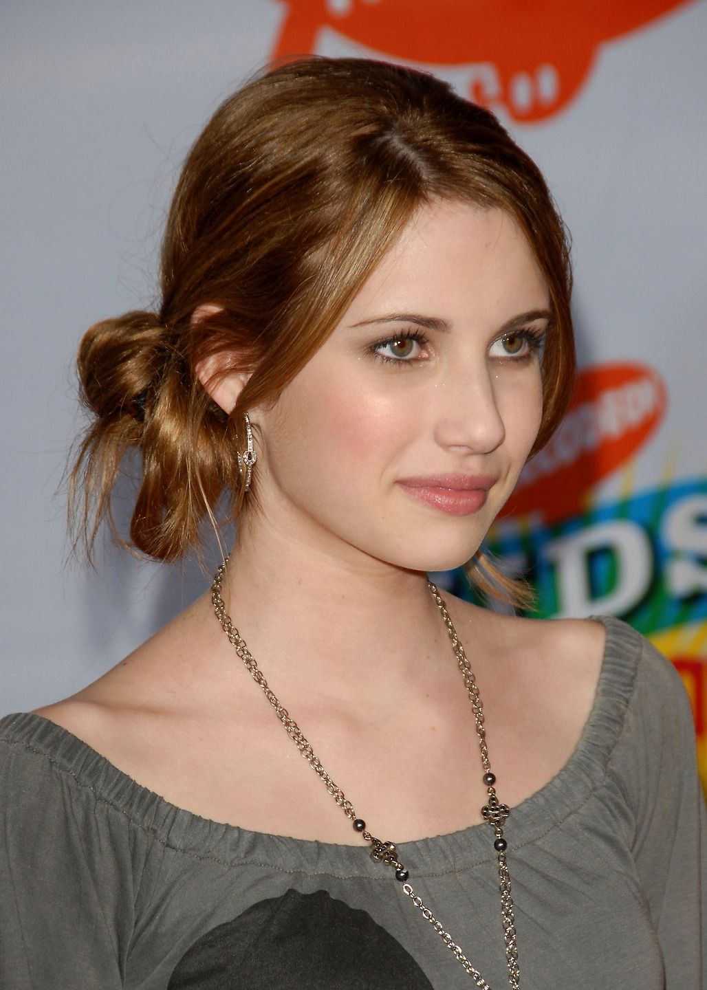 emmarobertsorg016.jpg emmarobertsorg016.jpg