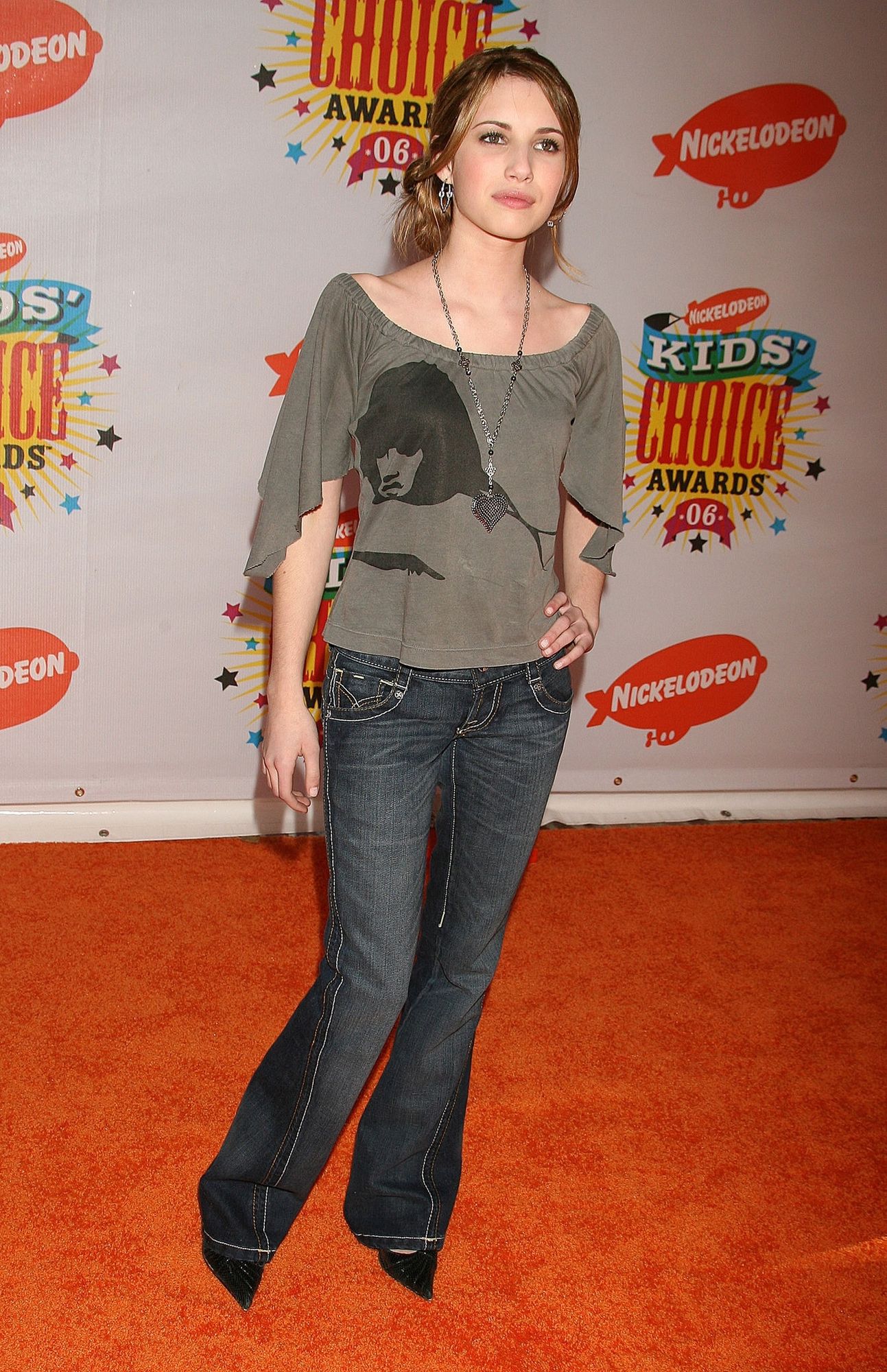 emmarobertsorg025.jpg emmarobertsorg025.jpg