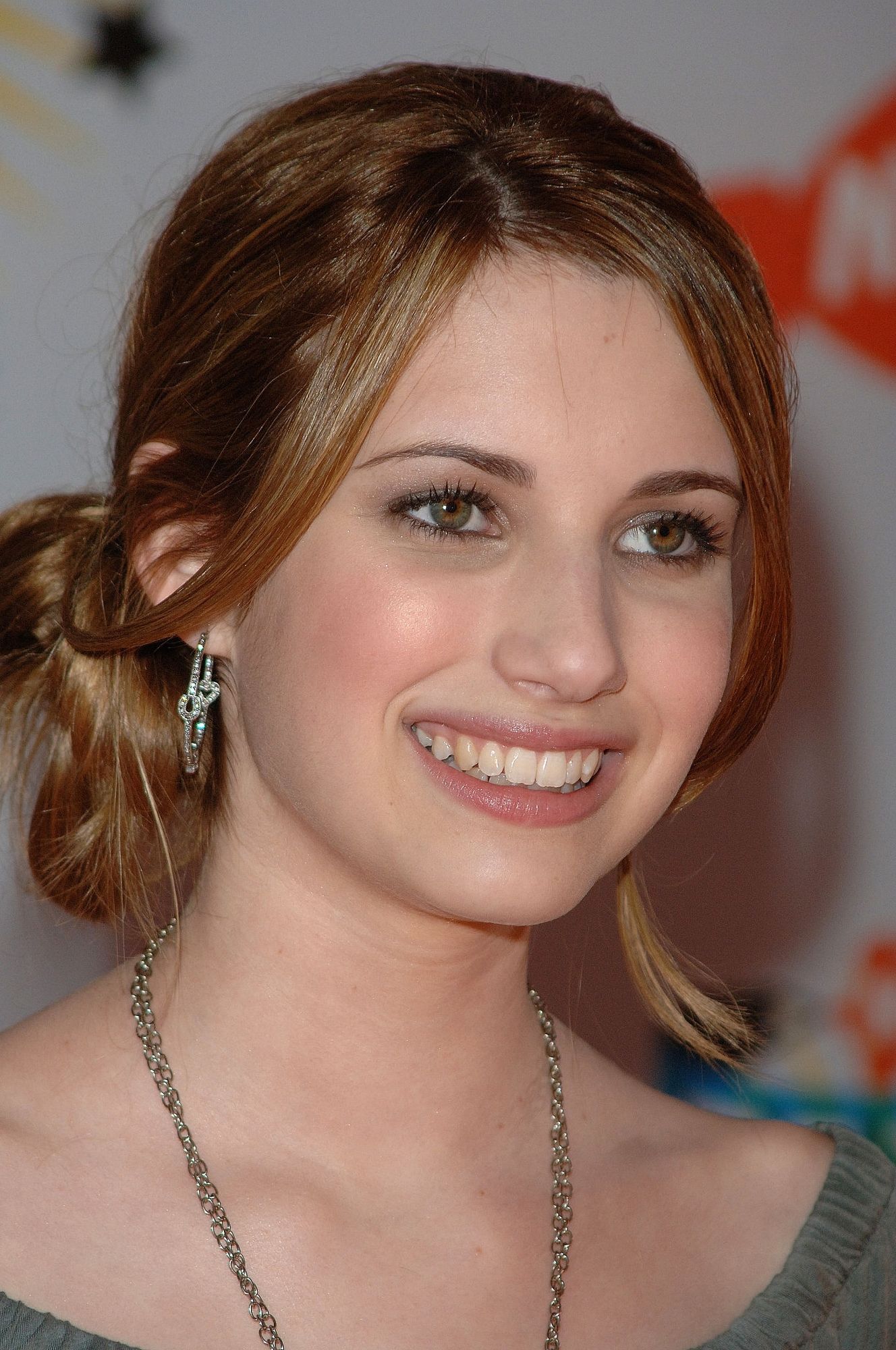 emmarobertsorg056.jpg emmarobertsorg056.jpg