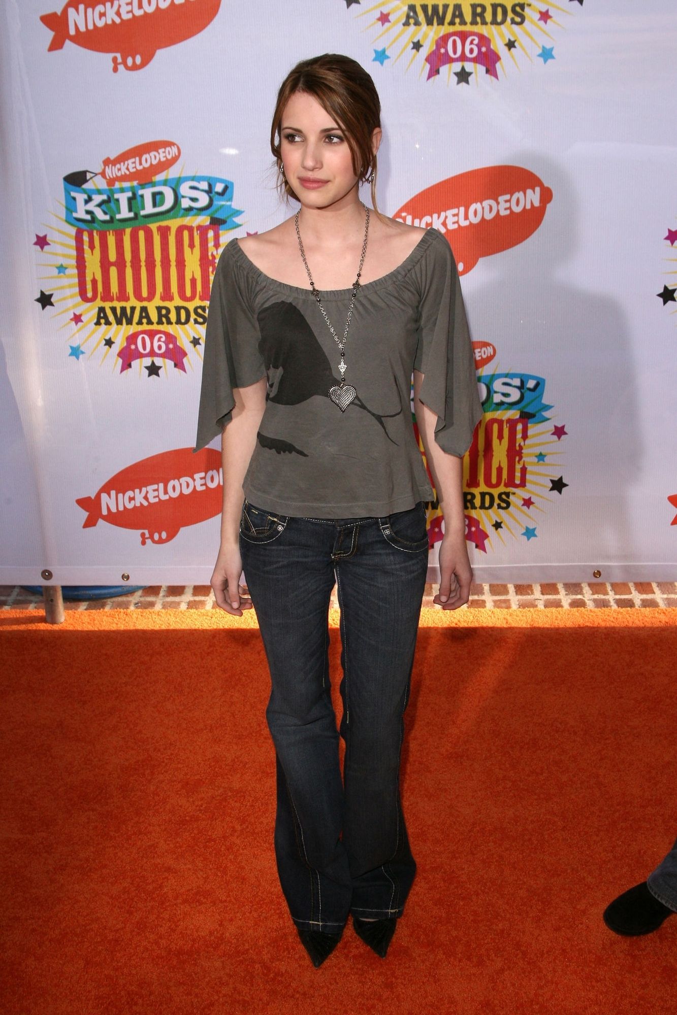 emmarobertsorg061.jpg emmarobertsorg061.jpg