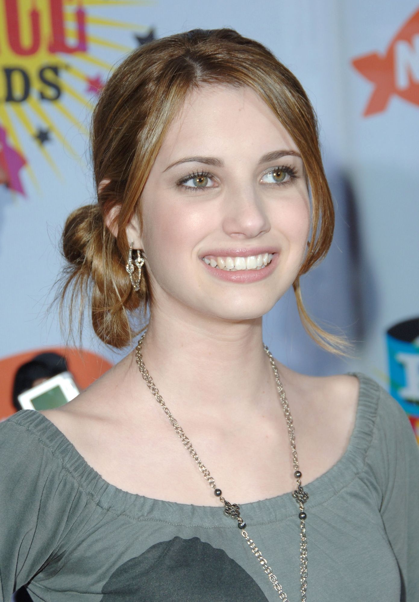 emmarobertsorg099.jpg emmarobertsorg099.jpg