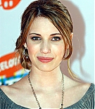Filename=emmarobertsorg118.jpg
Filesize=372KiB
Dimensions=1571x2000
Date added=Jul 29, 2021 emmarobertsorg118.jpg