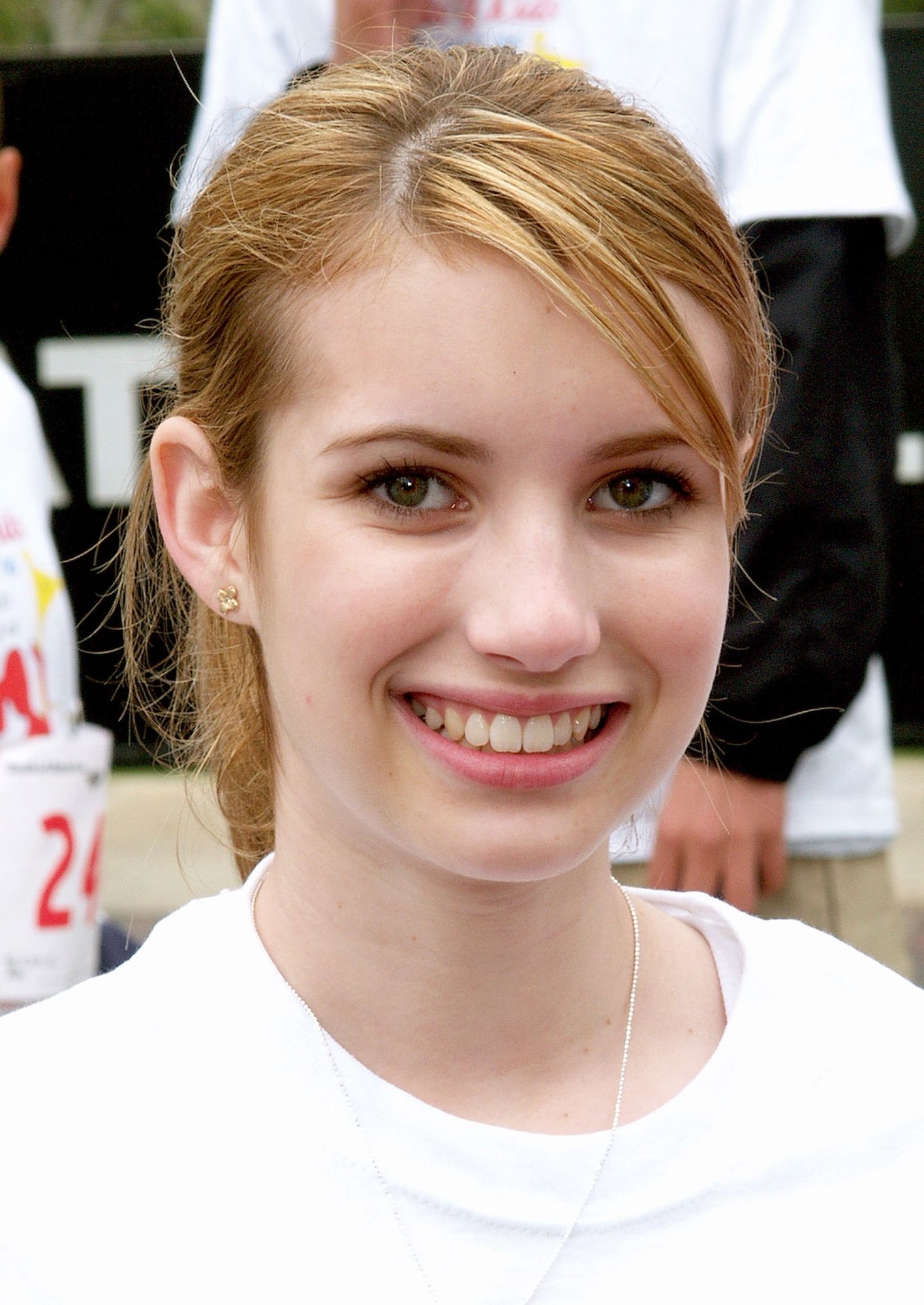 emmarobertsorg004.jpg emmarobertsorg004.jpg