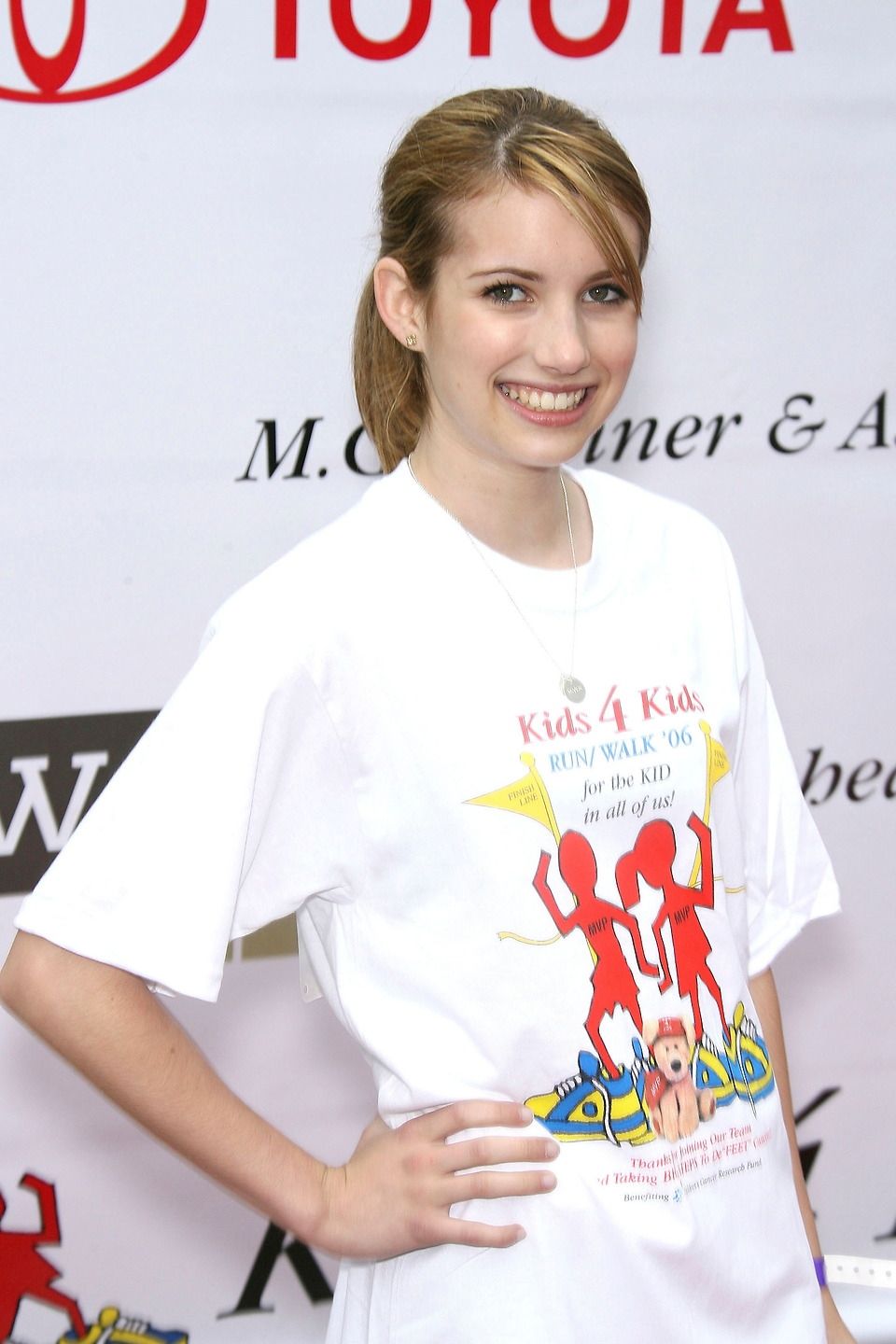 emmarobertsorg015.jpg emmarobertsorg015.jpg