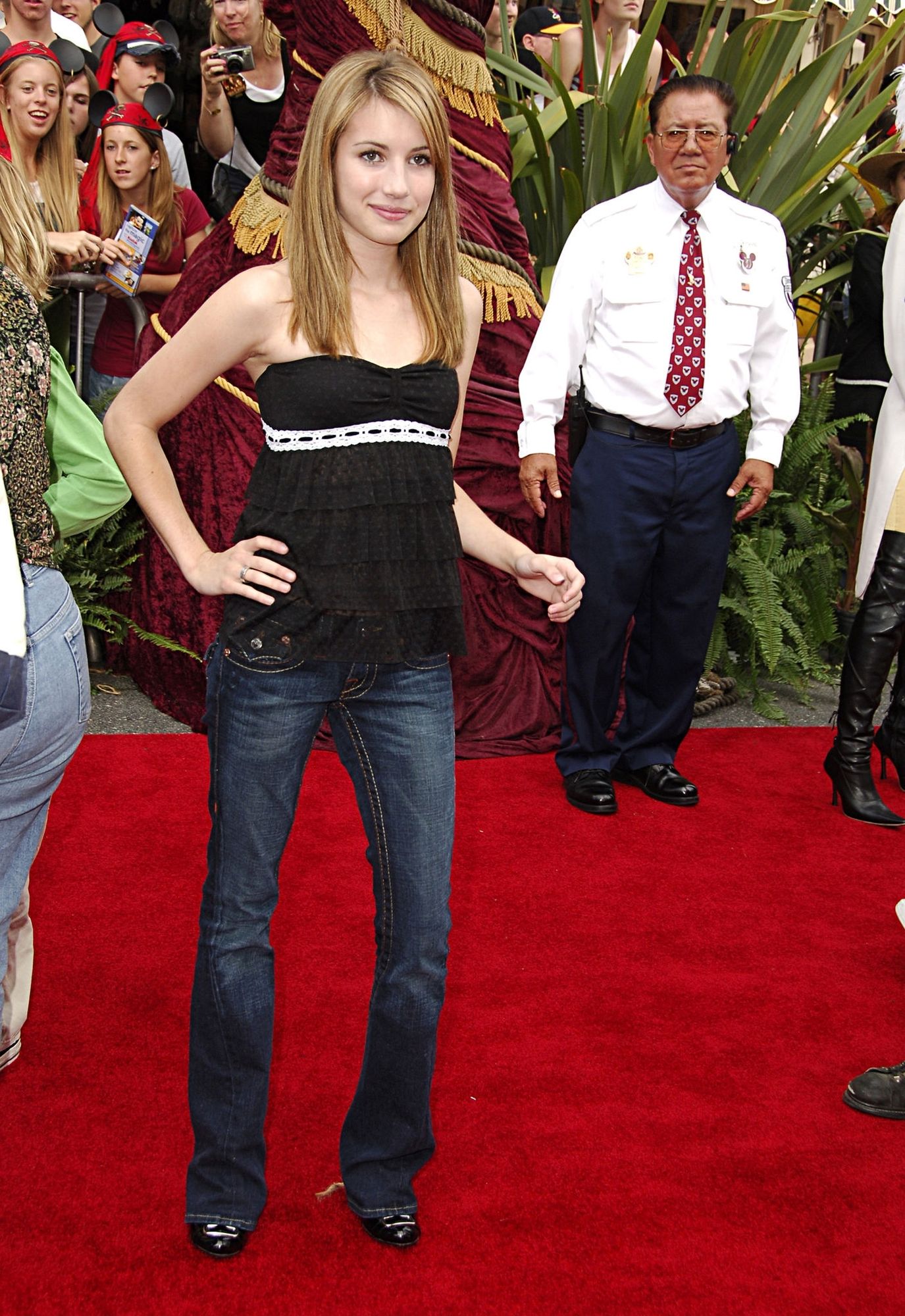 emmarobertsorg035.jpg emmarobertsorg035.jpg