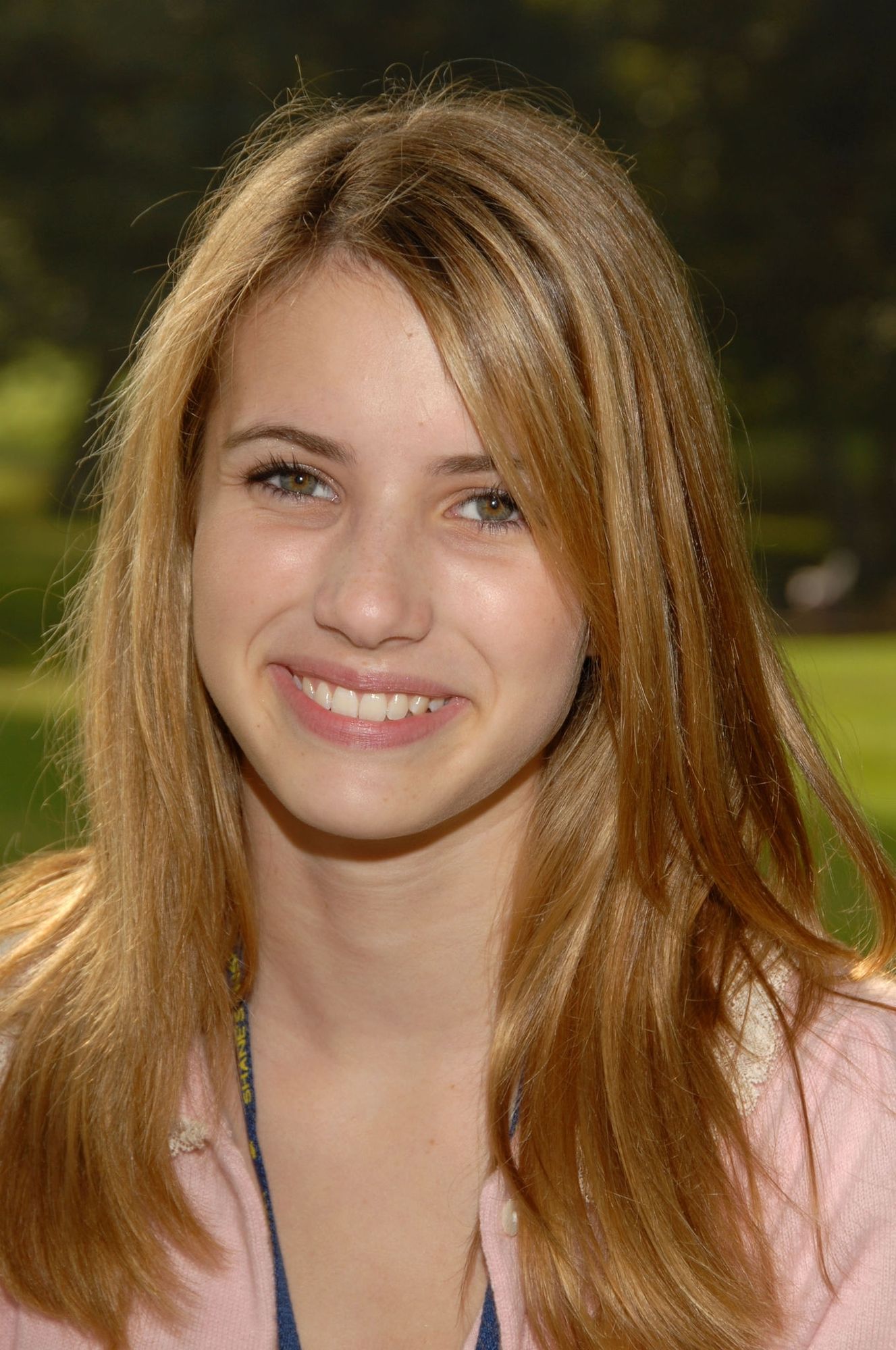 emmarobertsorg003.jpg emmarobertsorg003.jpg