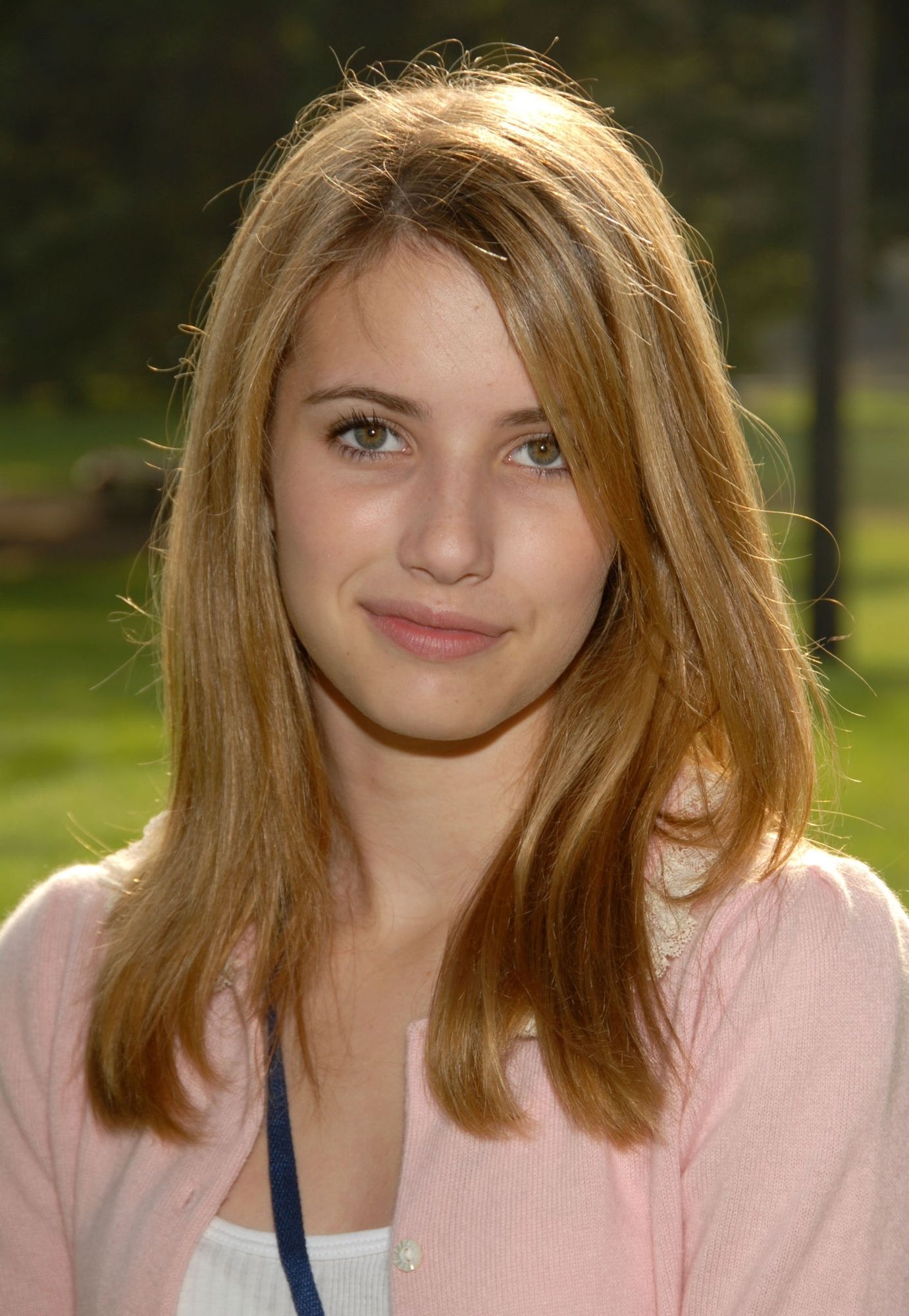 emmarobertsorg007.jpg emmarobertsorg007.jpg