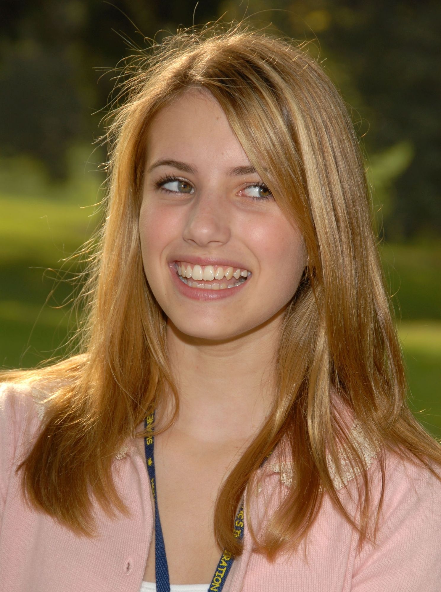 emmarobertsorg018.jpg emmarobertsorg018.jpg