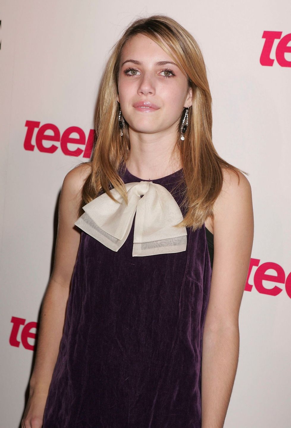 emmarobertsorg008.jpg emmarobertsorg008.jpg