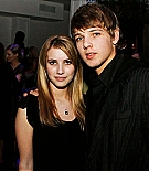 Filename=emmarobertsorg001.jpg
Filesize=313KiB
Dimensions=1530x2000
Date added=Dec 08, 2015 emmarobertsorg001.jpg