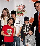 emmarobertsorg004.jpg