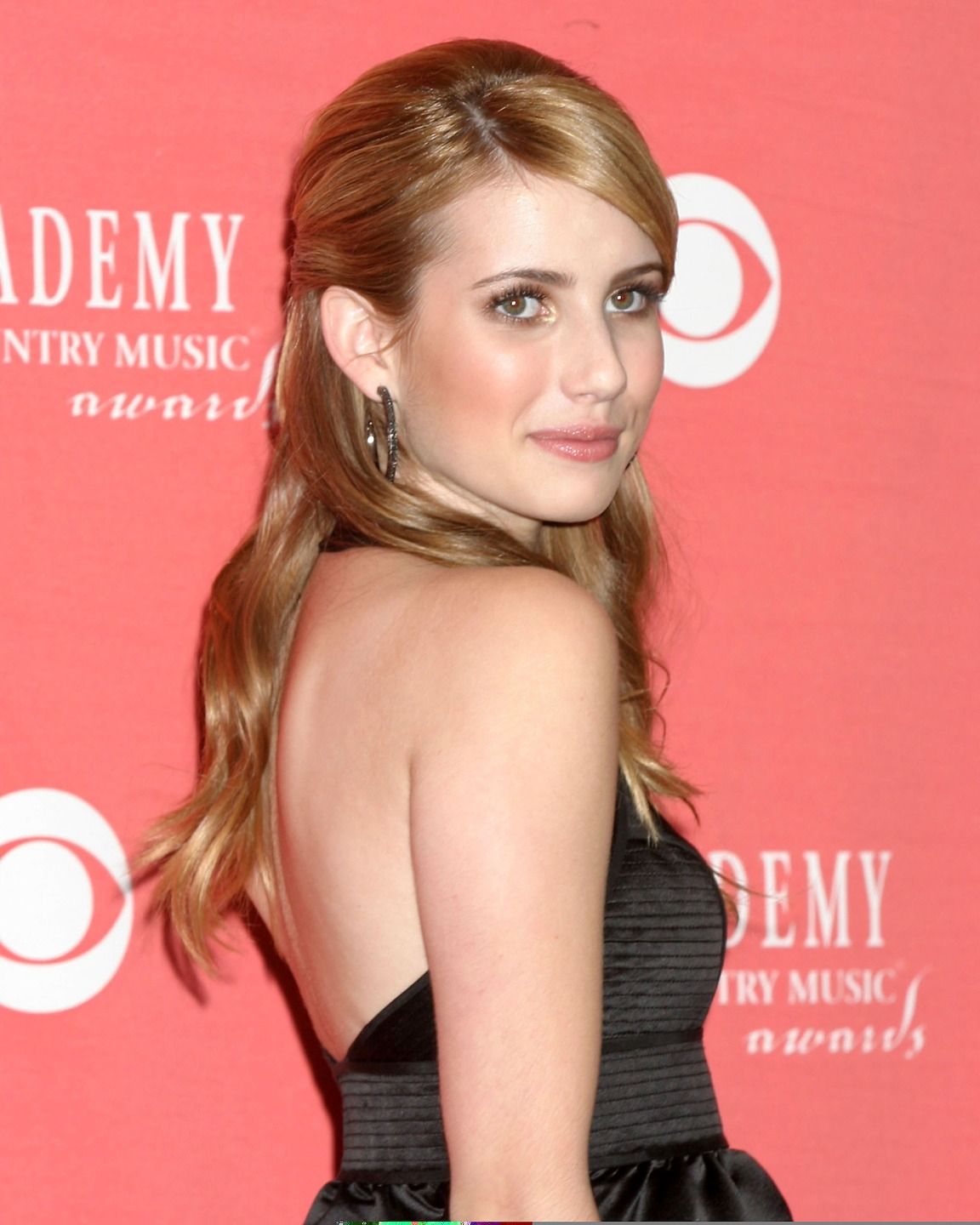 emmarobertsorg049.jpg emmarobertsorg049.jpg