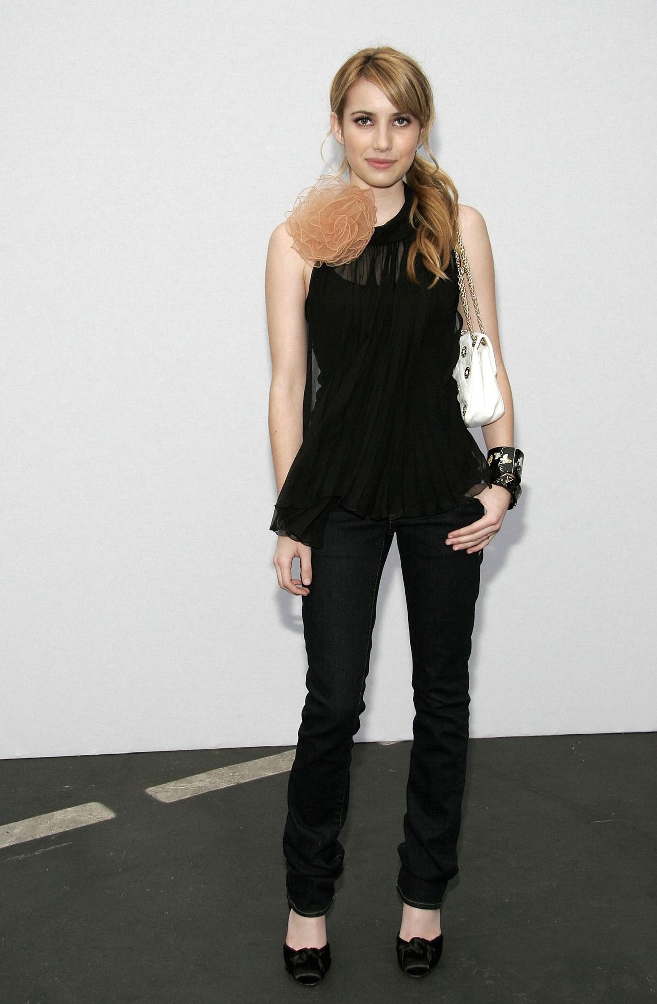 emmarobertsorg012.jpg