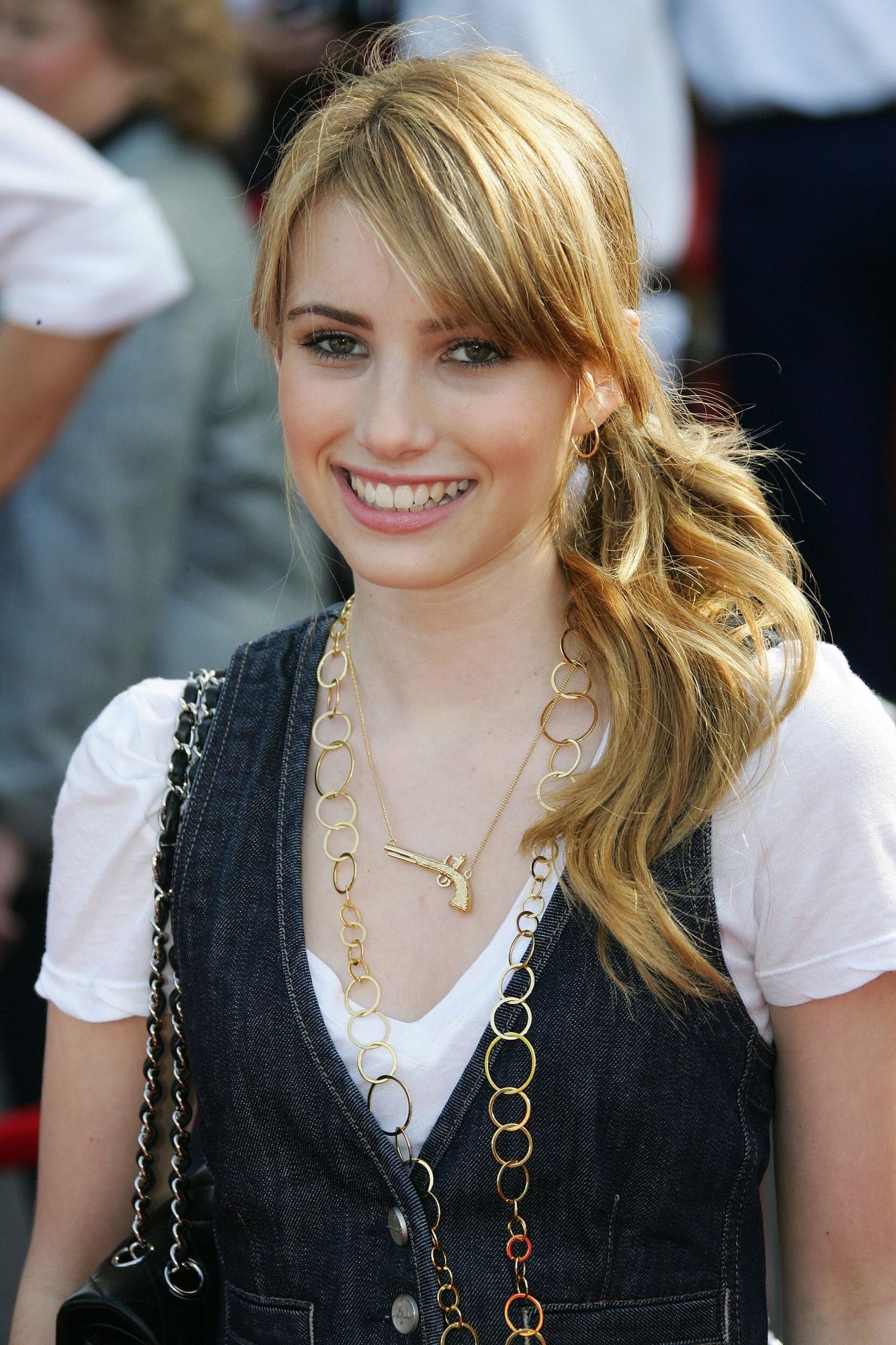 emmarobertsorg046.jpg emmarobertsorg046.jpg
