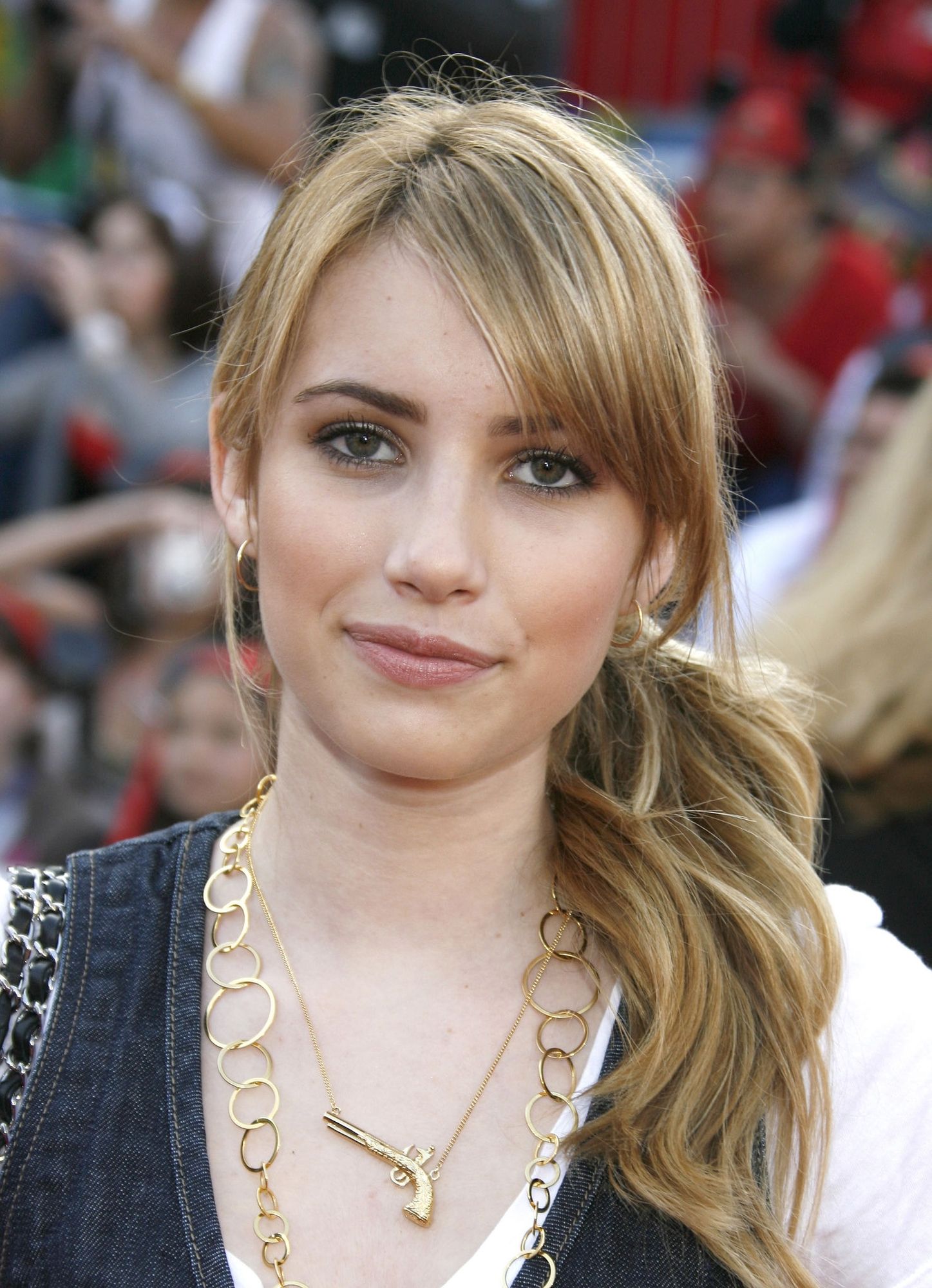 emmarobertsorg075.jpg