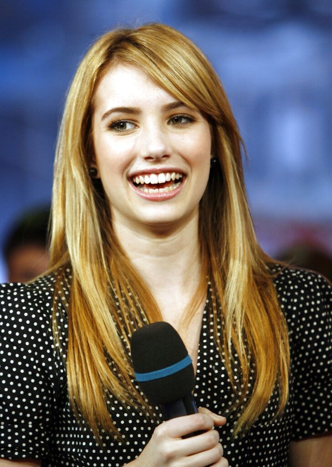 emmarobertsorg088.jpg